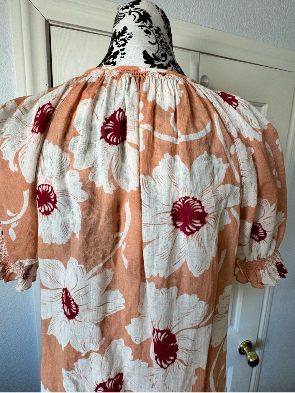 Madewell Peach and White Floral Button-Front Blouse - Picture 6 of 9